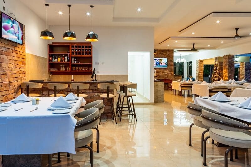 the shrub lodge, victoria falls